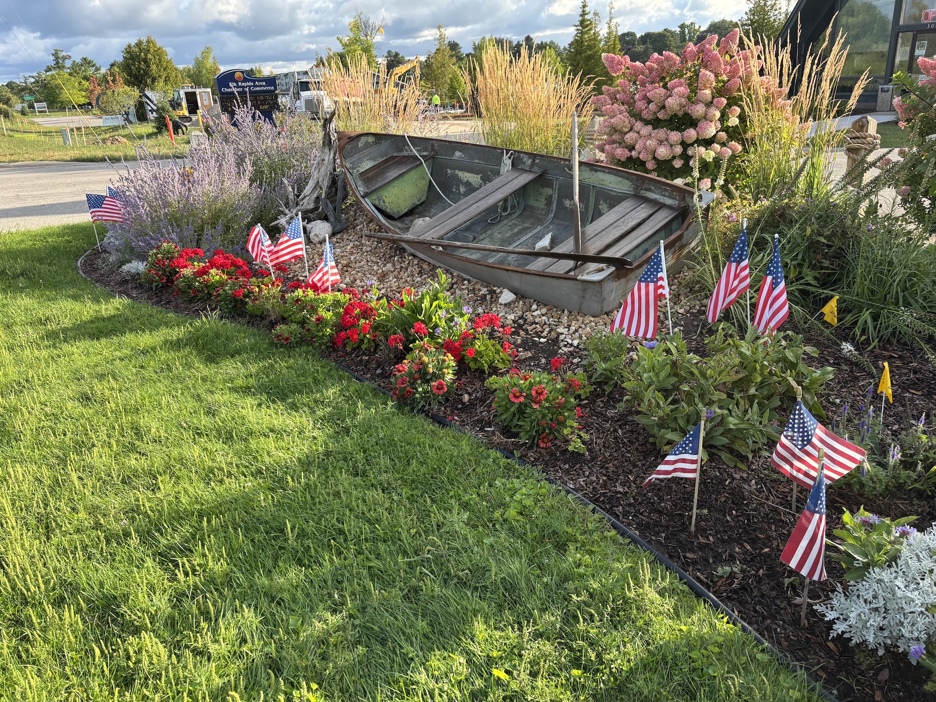 Blue Star Memorial Garden | Elk Rapids Garden Club